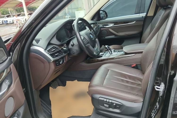 Used BMW X5 2018 xDrive28i Left Front Seat