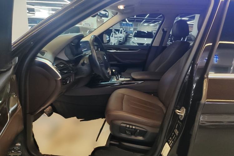 Used BMW X5 2018 xDrive35i Elegant Edition Left Front Seat