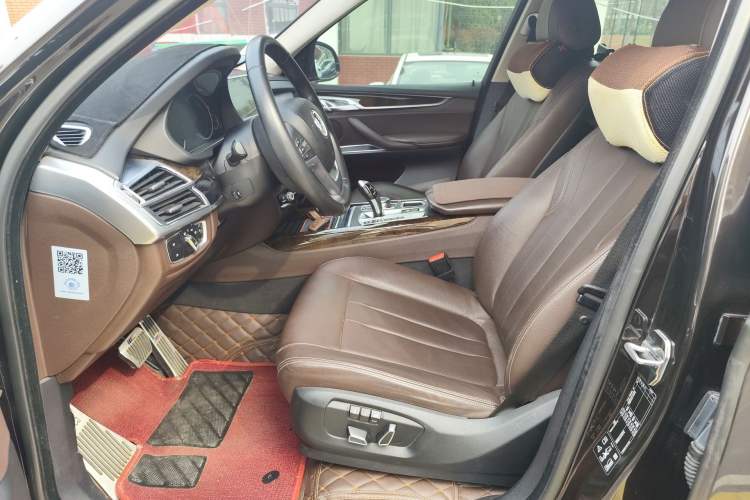 Used BMW X5 2018 xDrive28i Left Front Seat
