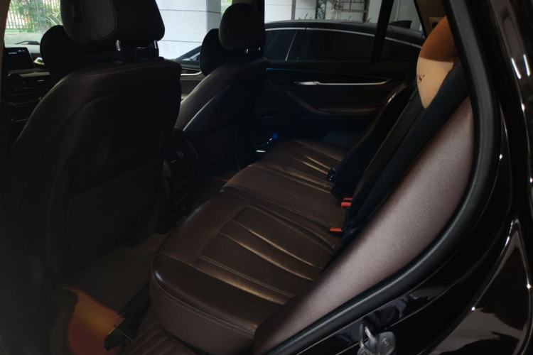 Used BMW X5 2018 xDrive28i Left Rear Seat