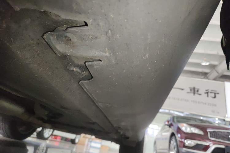 Used BMW X5 2018 xDrive28i Left Side Sill