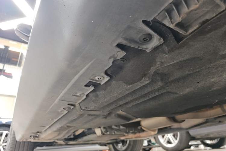 Used BMW X5 2018 xDrive28i Left Side Sill