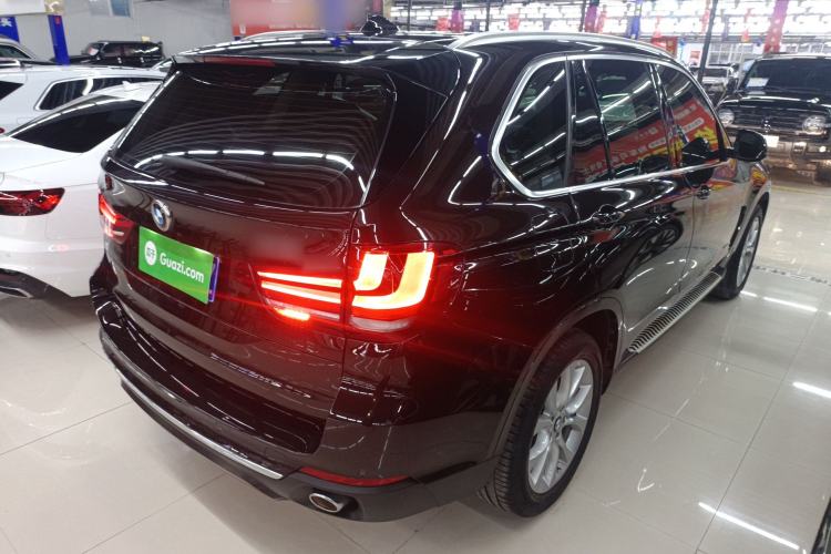 Used BMW X5 2018 xDrive28i Rear Right 45 Deg