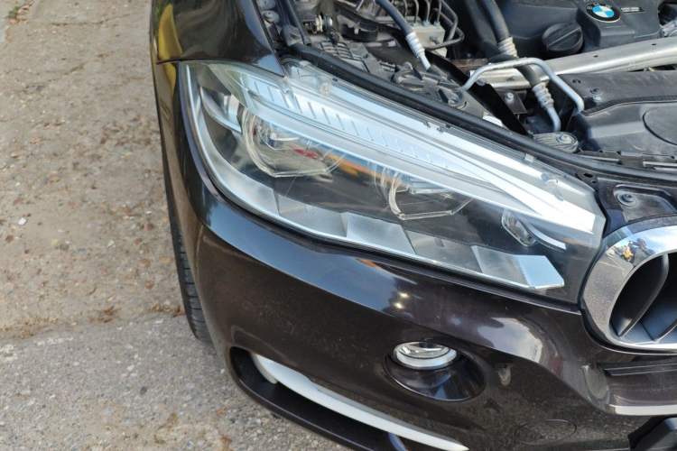Used BMW X5  Right Front Headlight