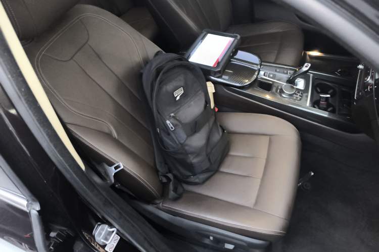 Used BMW X5 2018 xDrive35i Elegant Edition Right Front Seat