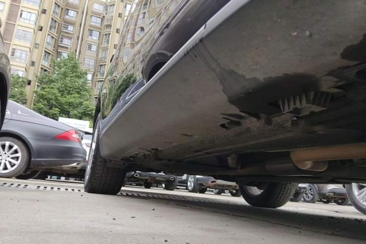 Used BMW X5 2018 xDrive28i Right Side Sill