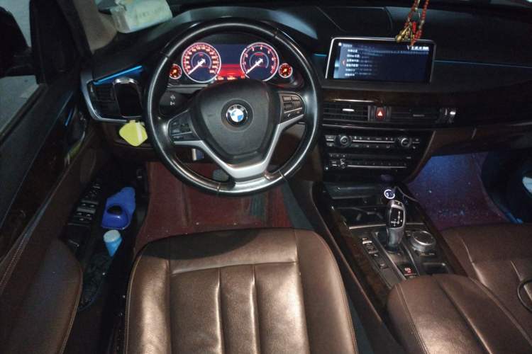 Used BMW X5 2018 xDrive28i Steering Wheel