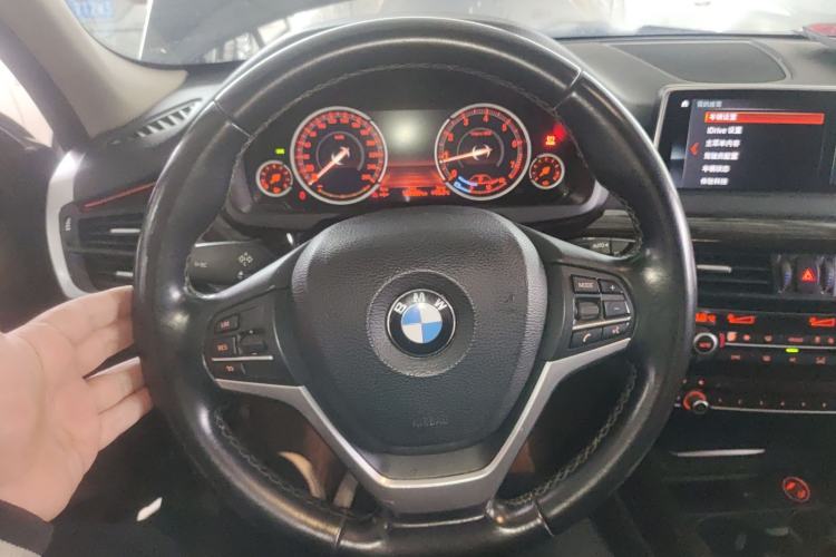 Used BMW X5 2018 xDrive28i Steering Wheel