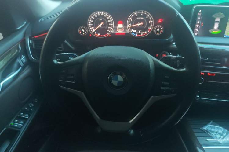 Used BMW X5 2018 xDrive28i Steering Wheel