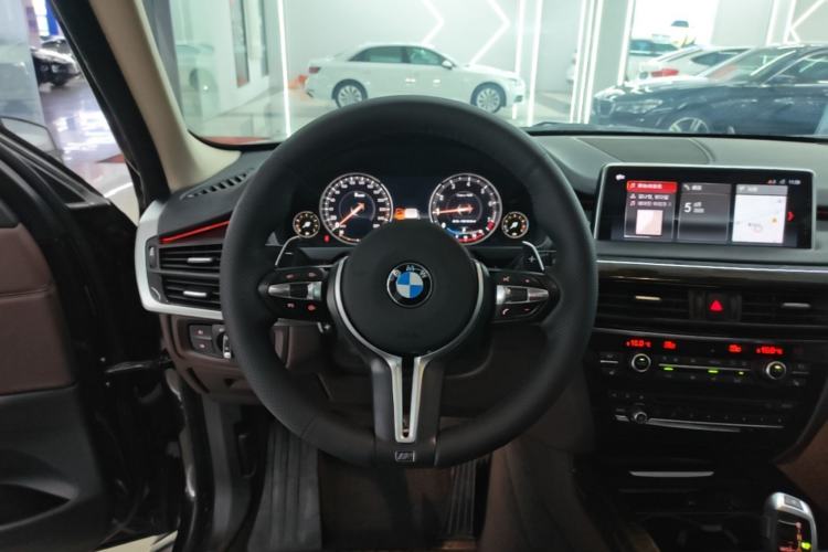 Used BMW X5 2018 xDrive35i Elegant Edition Steering Wheel