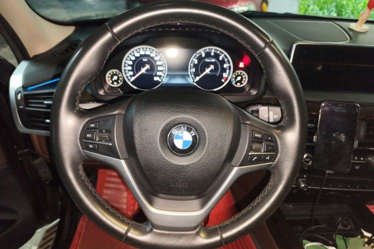 Used BMW X5 2018 xDrive28i Steering Wheel