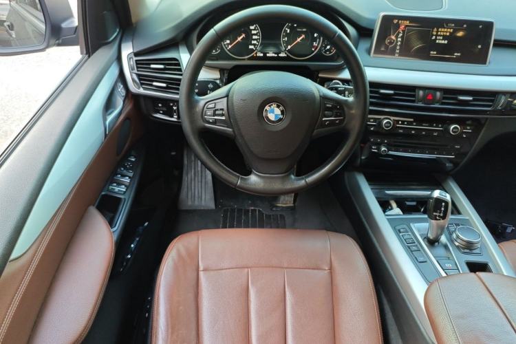 Used BMW X5  Steering Wheel