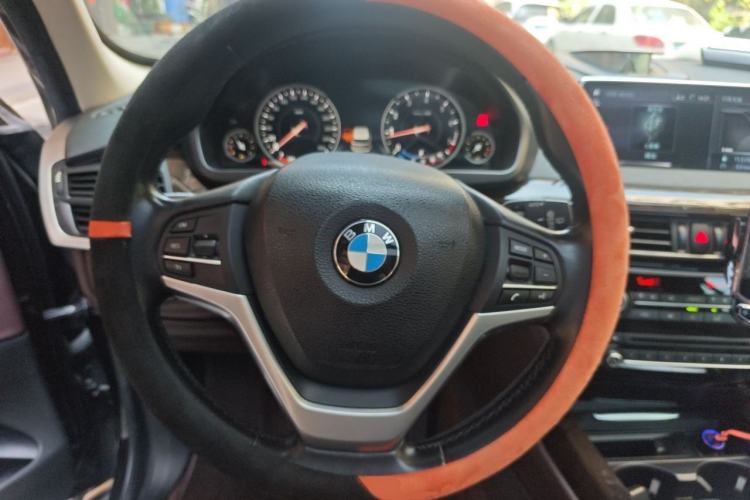Used BMW X5 2018 xDrive28i Steering Wheel