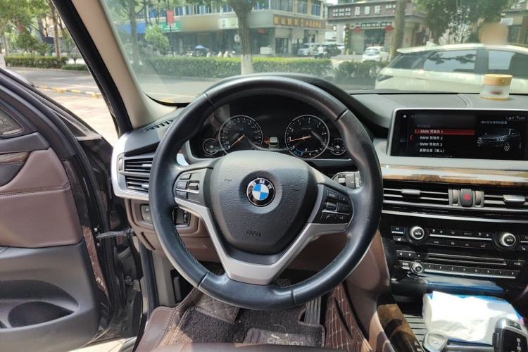 Used BMW X5 2018 xDrive28i Steering Wheel