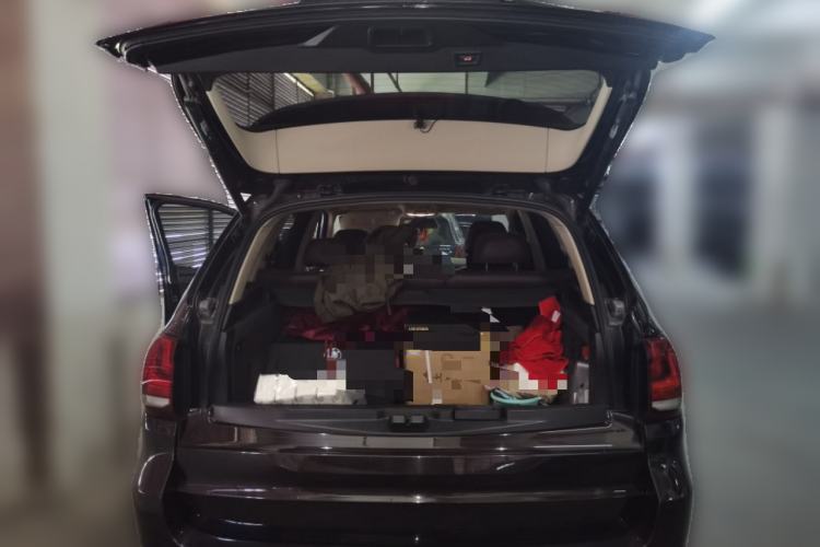 Used BMW X5 2018 xDrive35i Elegant Edition Trunk