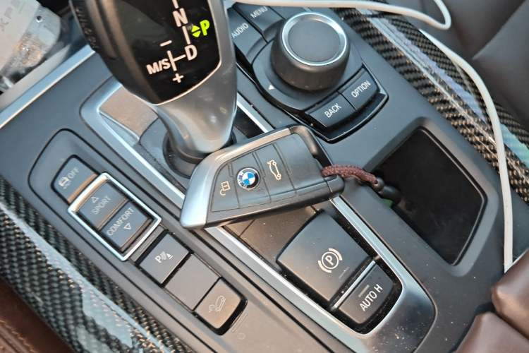 Used BMW X5  Vehicle Key