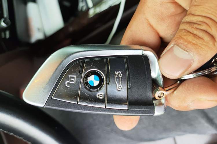 Used BMW X5 2018 xDrive28i Vehicle Key