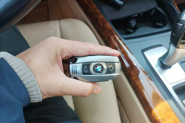 Used BMW X5 2018 xDrive28i Vehicle Key