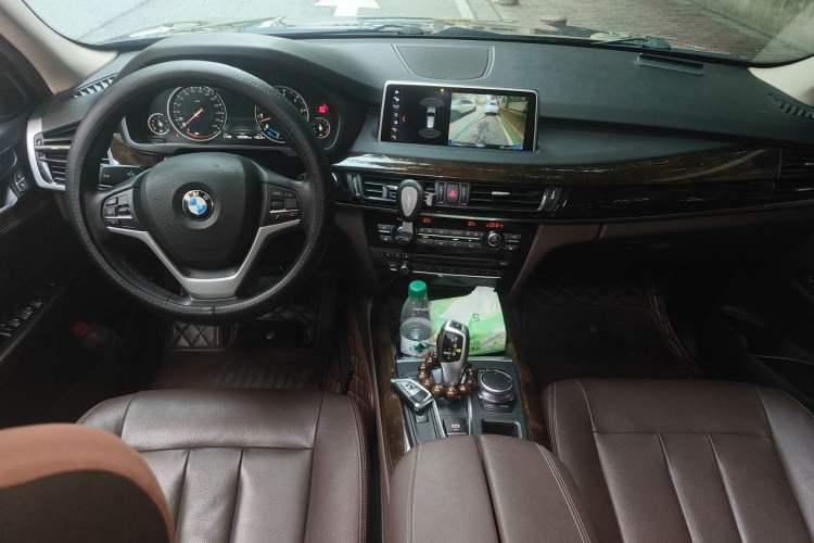 Used BMW X5 2018 xDrive35i Elegant Edition Center Console