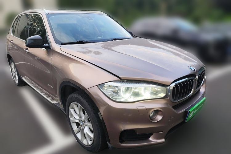Used BMW X5 2018 xDrive28i Front Right 45 Deg