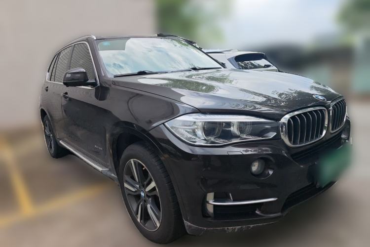 Used BMW X5 2018 xDrive35i Elegant Edition Front Right 45 Deg