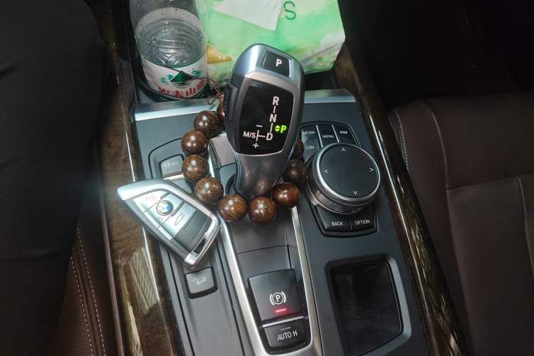Used BMW X5 2018 xDrive35i Elegant Edition Gear Lever
