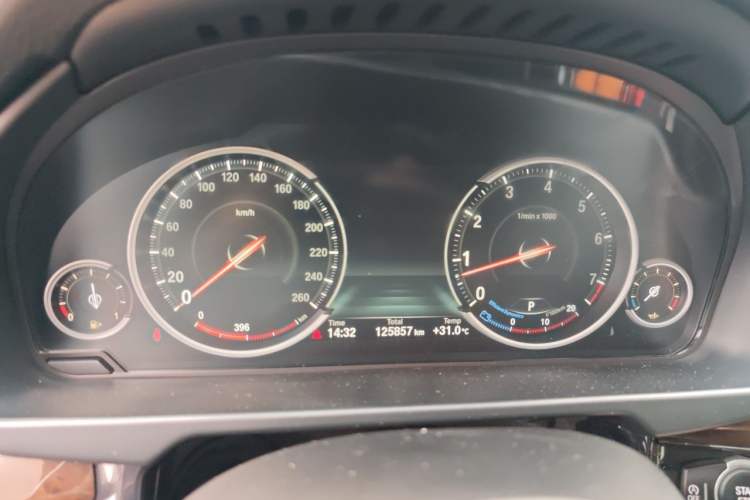 Used BMW X5 2018 xDrive35i Elegant Edition Instrument Cluster