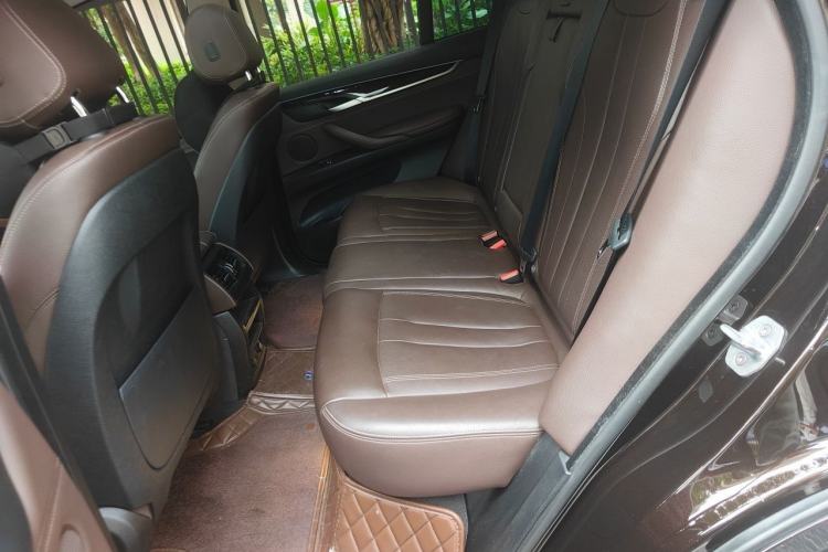 Used BMW X5 2018 xDrive35i Elegant Edition Left Rear Seat
