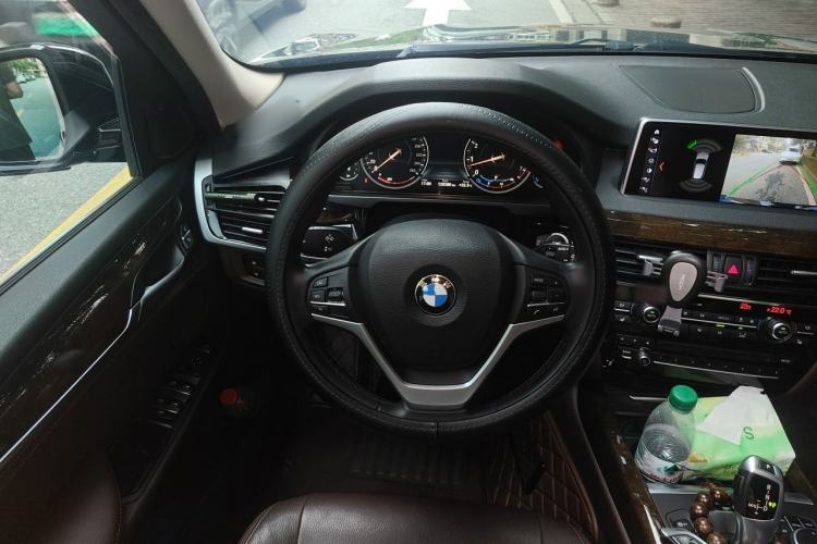 Used BMW X5 2018 xDrive35i Elegant Edition Steering Wheel