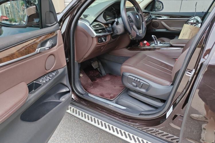 Used BMW X5 2018 xDrive28i Driver Seat