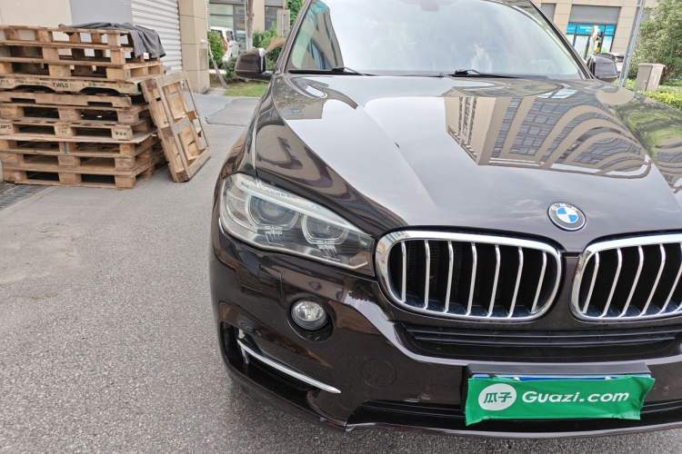 Used BMW X5 2018 xDrive28i Right Front Headlight