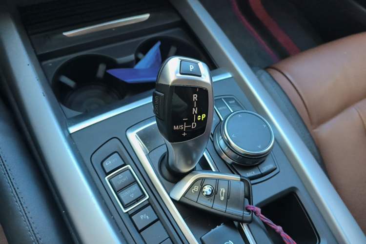Used BMW X5  Gear Lever