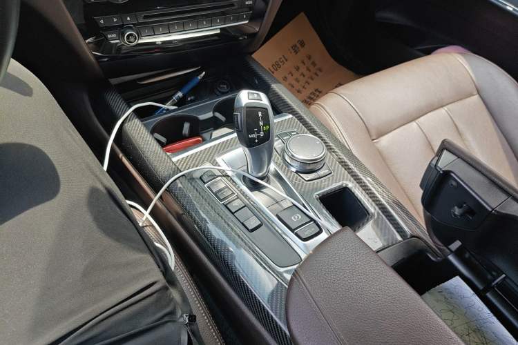 Used BMW X5 2018 xDrive28i Gear Lever