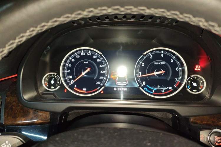 Used BMW X5 2018 xDrive28i Instrument Cluster