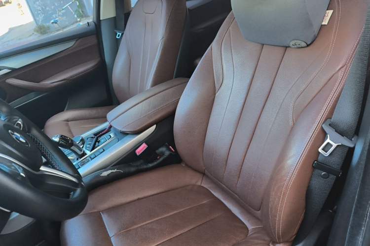 Used BMW X5  Left Front Seat