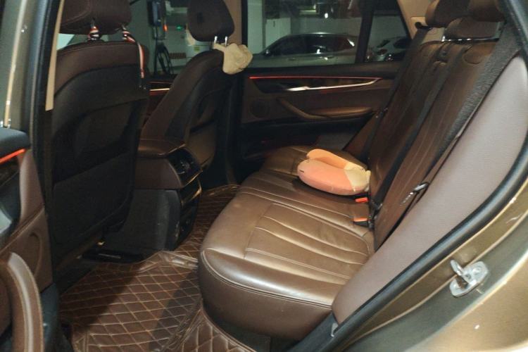 Used BMW X5 2018 xDrive28i Left Rear Seat