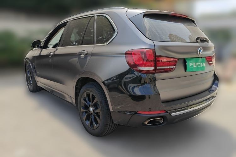 Used BMW X5 2018 xDrive28i Rear Left 45 Deg