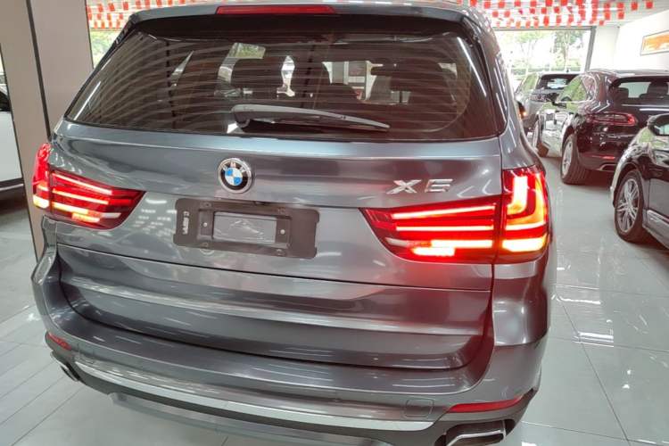 Used BMW X5 2018 xDrive35i Elegant Edition Rear