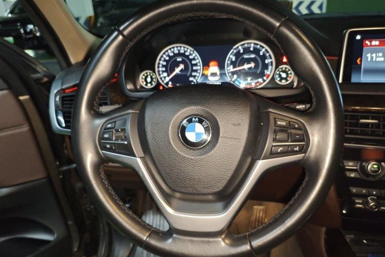 Used BMW X5 2018 xDrive28i Steering Wheel