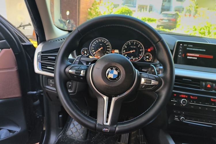 Used BMW X5  Steering Wheel