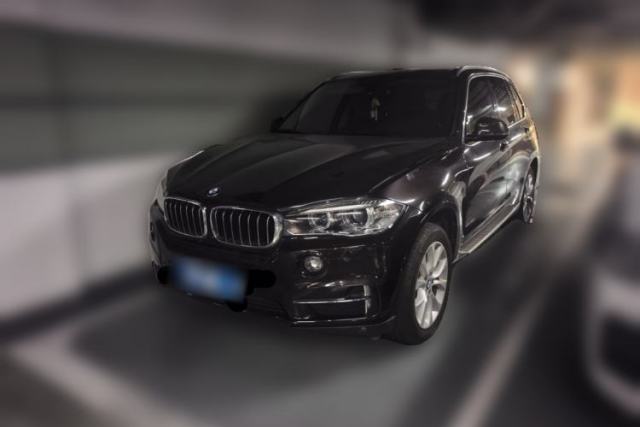 BMW X5 2018 xDrive28i usata