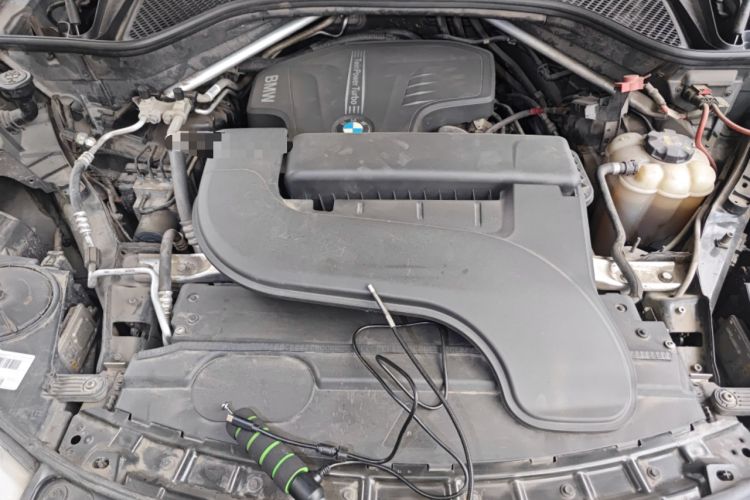 Used BMW X5 2018 xDrive28i Engine Bay