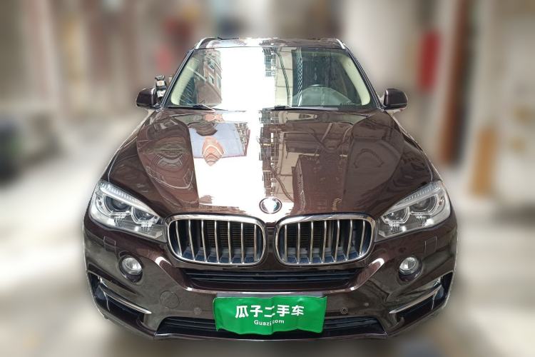 Used BMW X5 2018 xDrive28i Front