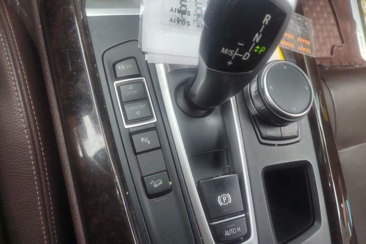 Used BMW X5 2018 xDrive28i Gear Lever
