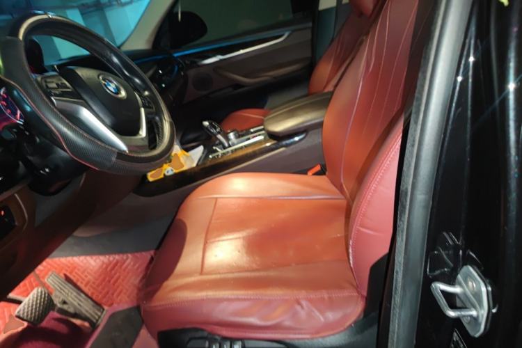 Used BMW X5 2018 xDrive28i Left Front Seat