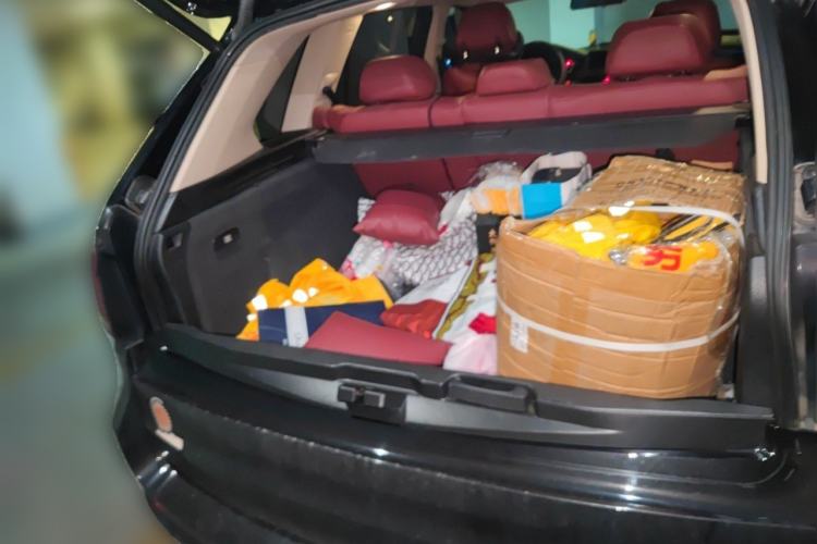 Used BMW X5 2018 xDrive28i Trunk