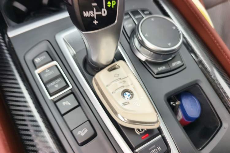 Used BMW X5 2018 xDrive28i Vehicle Key