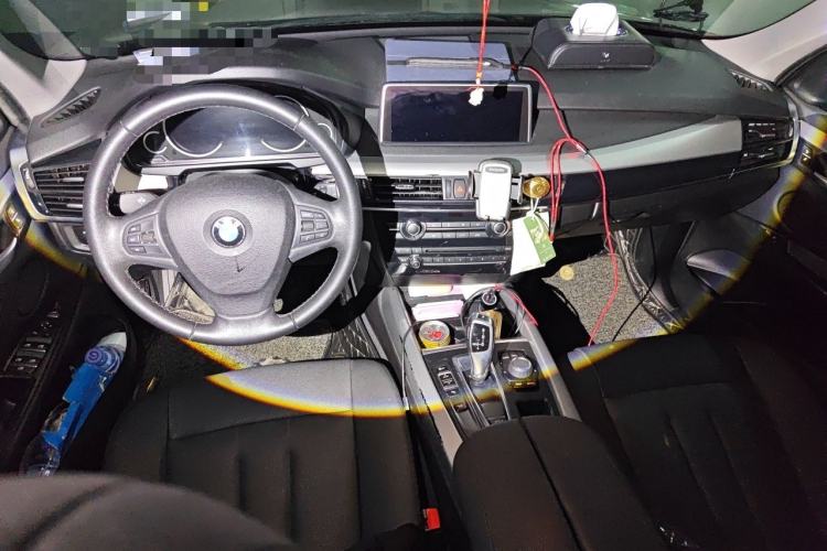 Used BMW X5  Center Console