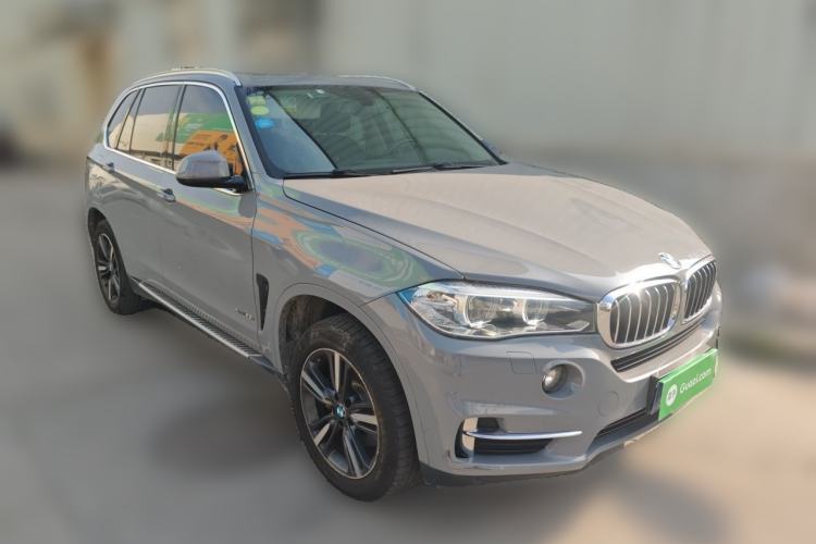 Used BMW X5 2018 xDrive35i Elegant Edition Front Right 45 Deg