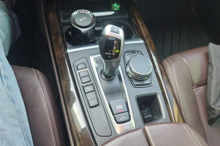 Used BMW X5 2018 xDrive35i Elegant Edition Gear Lever